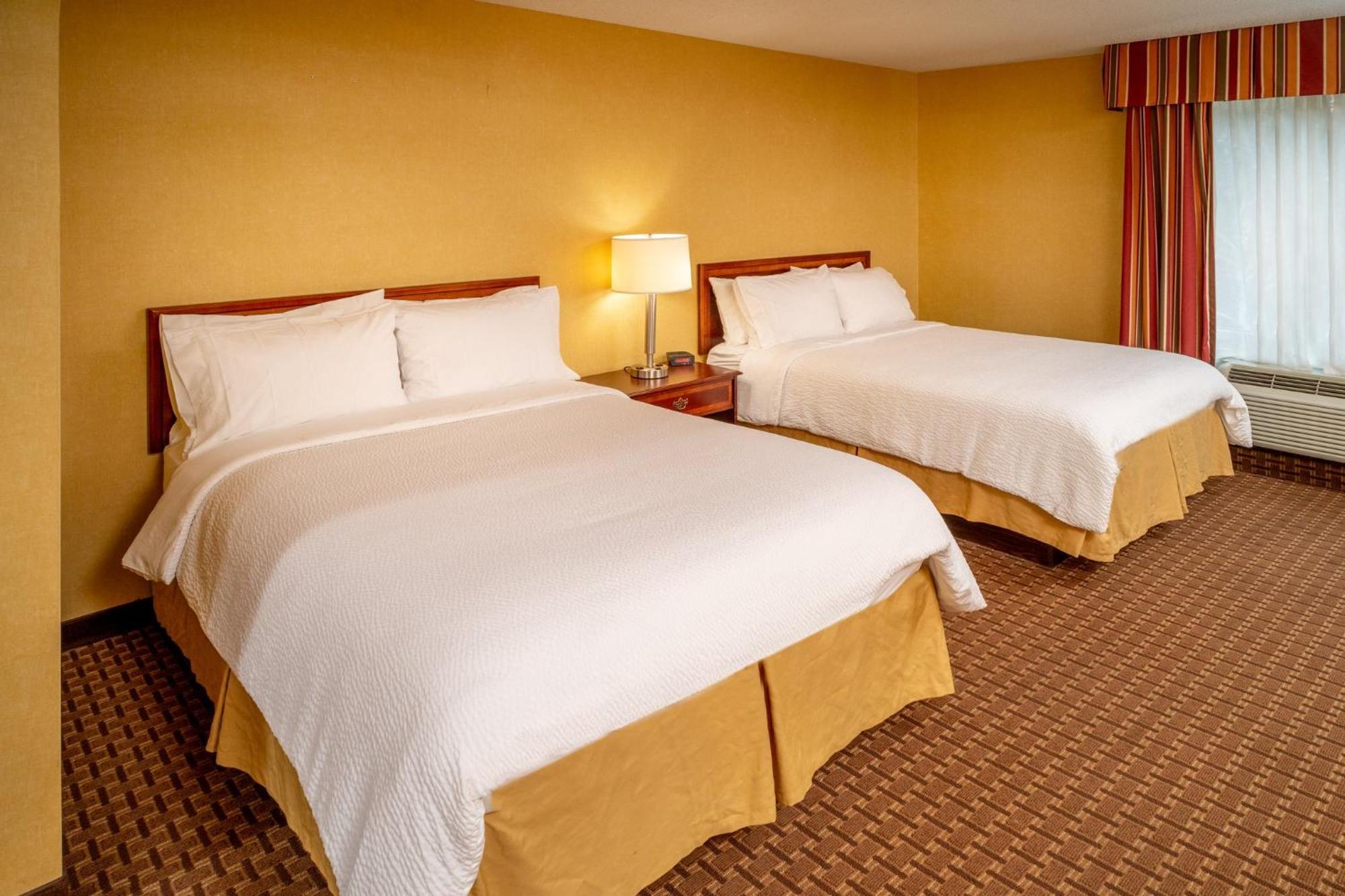 Holiday Inn Express And Suites Hazard By Ihg מראה חיצוני תמונה