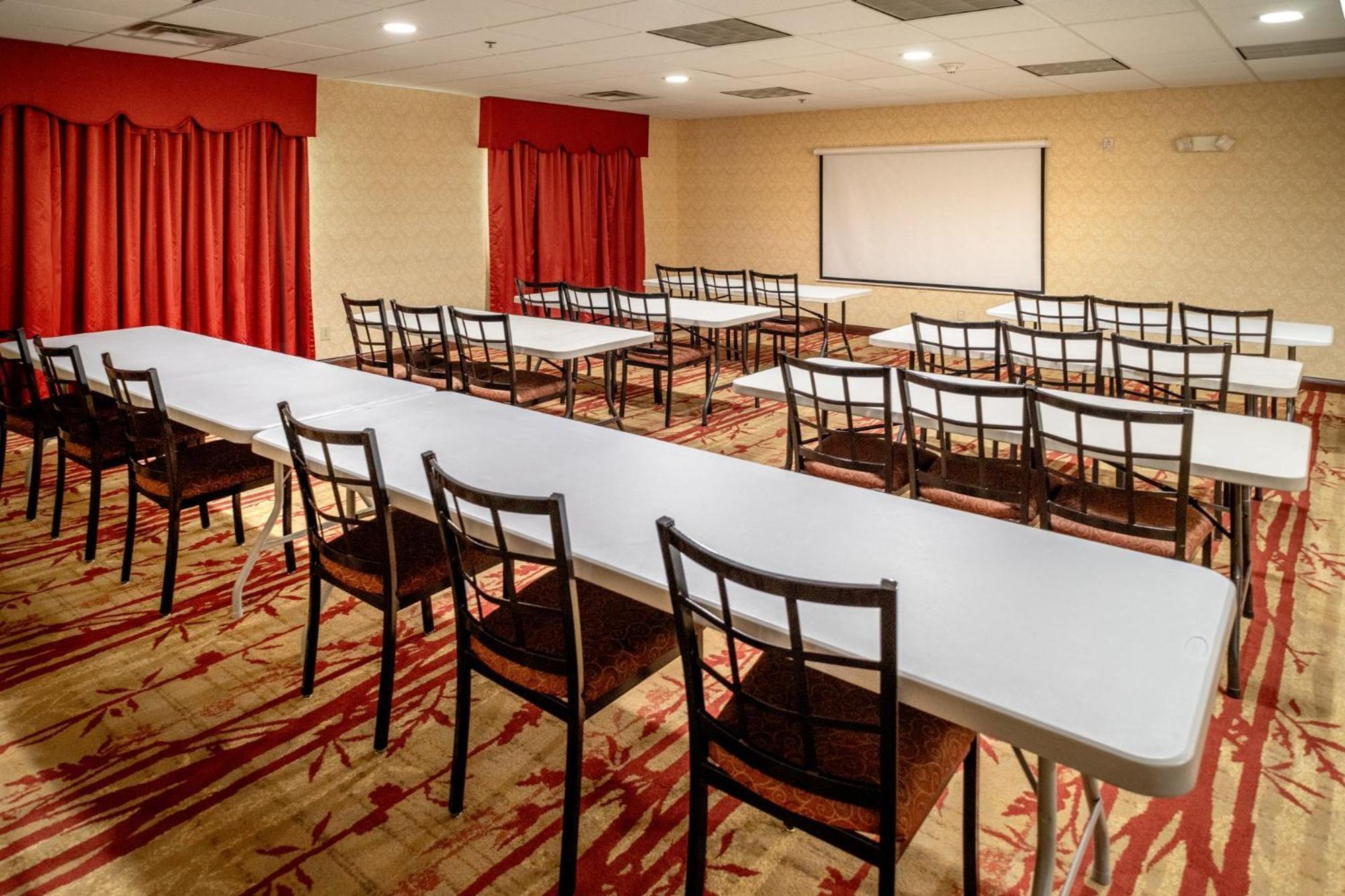 Holiday Inn Express And Suites Hazard By Ihg מראה חיצוני תמונה